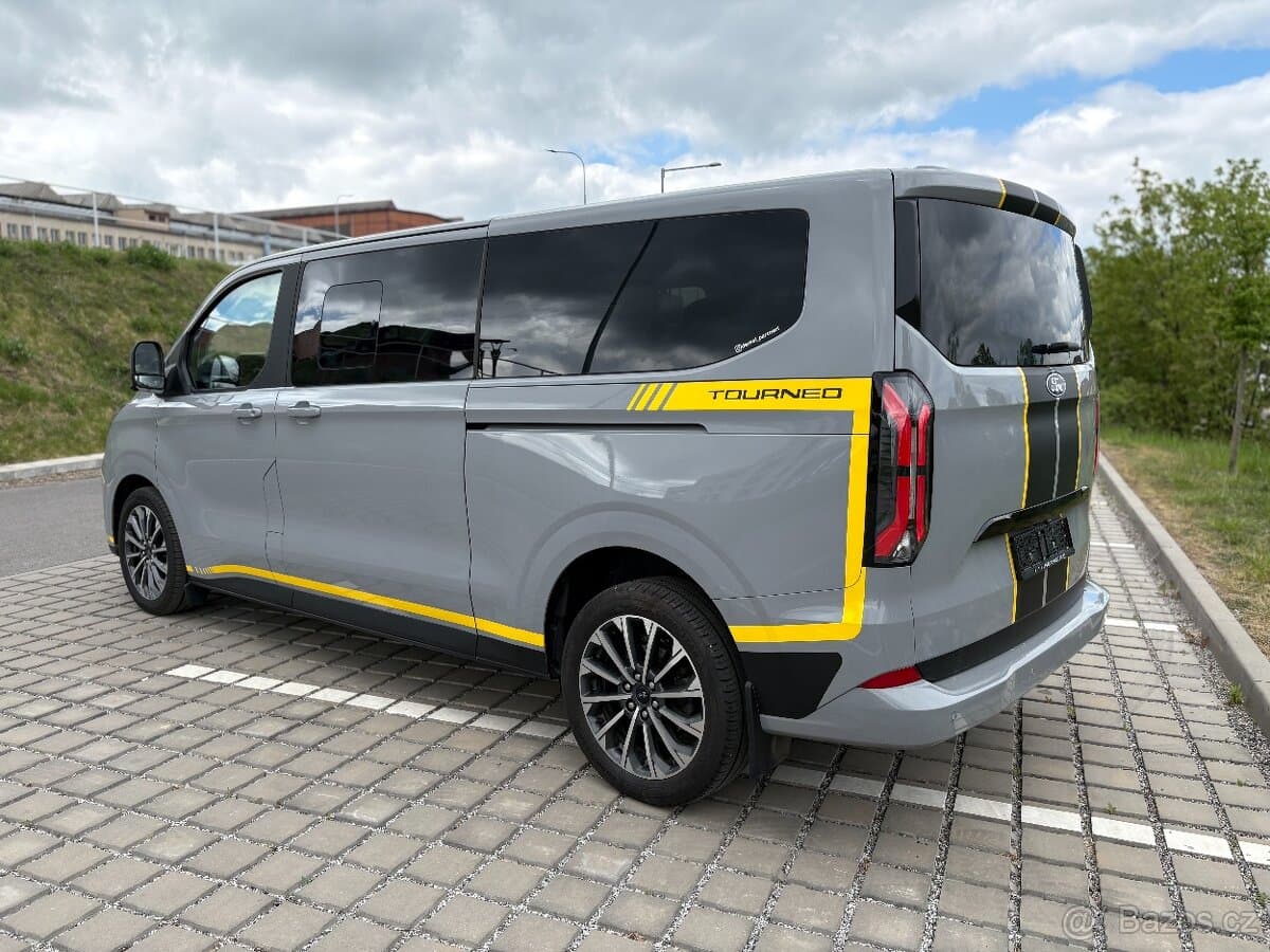 2025 Ford TOURNEO - 6