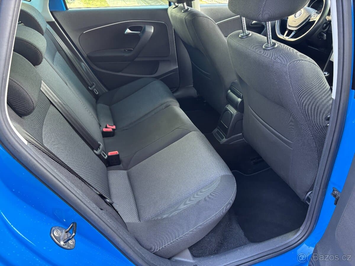 2015 Volkswagen POLO - 6
