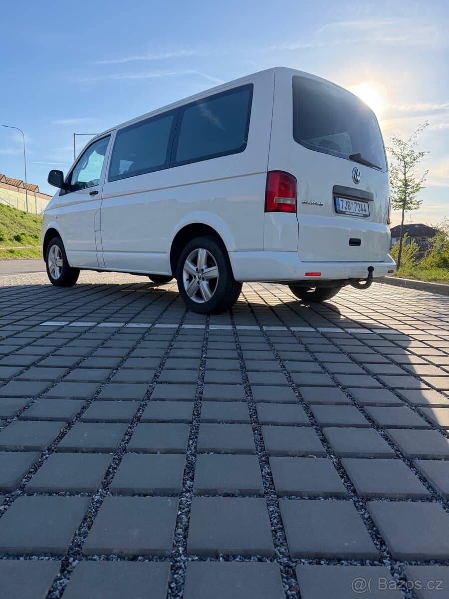 2010 Volkswagen MULTIVAN - 6