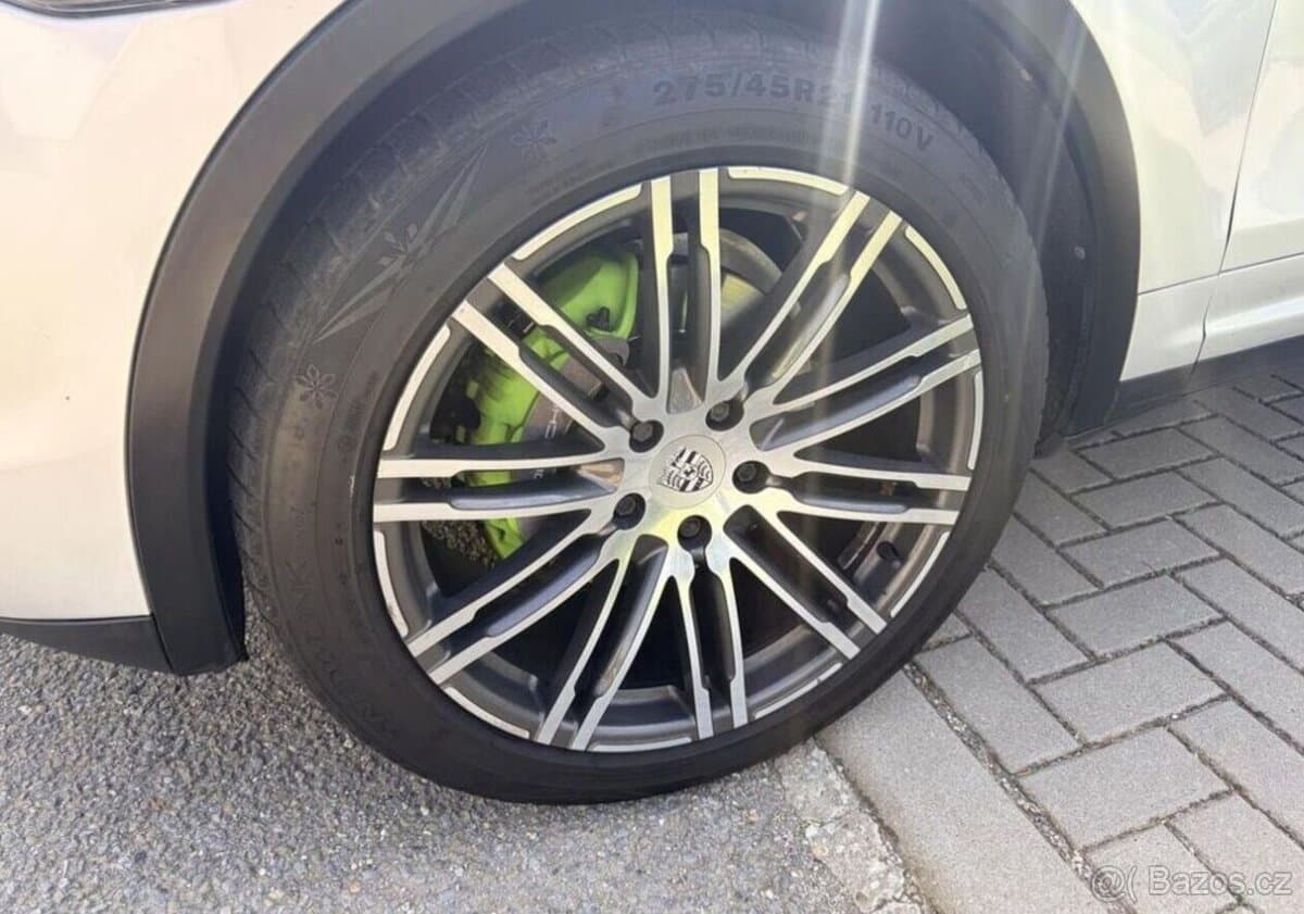 2012 Porsche CAYENNE - 6