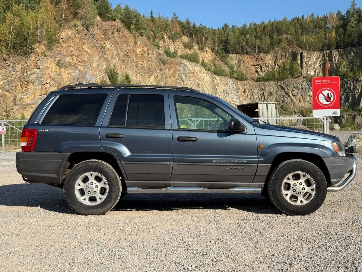 Jeep CHEROKEE - 6