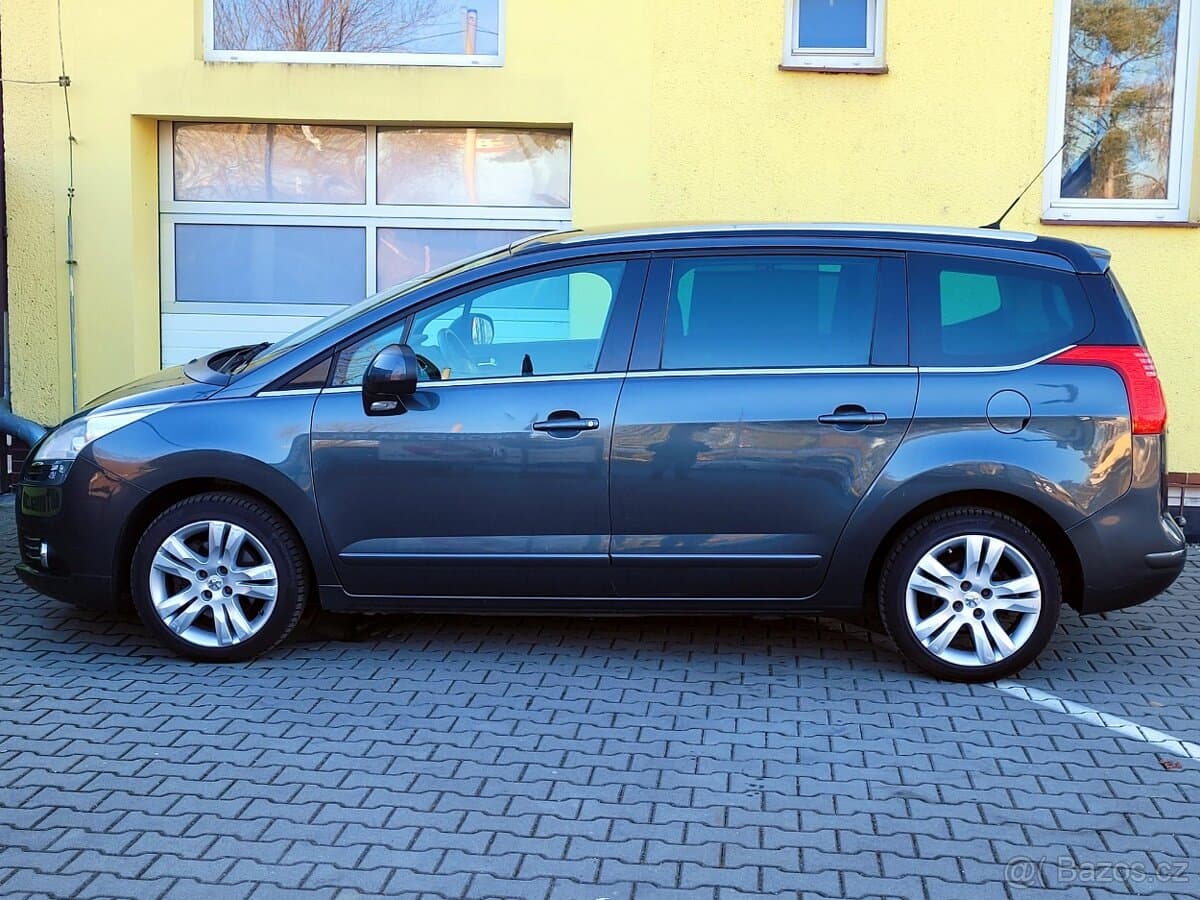 2011 Peugeot 5008 - 6