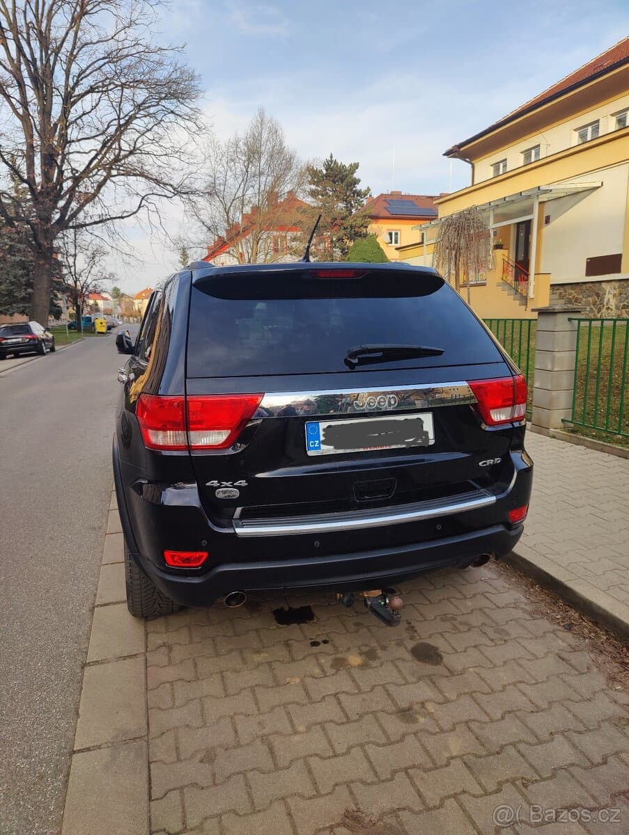 2013 Jeep CHEROKEE - 6