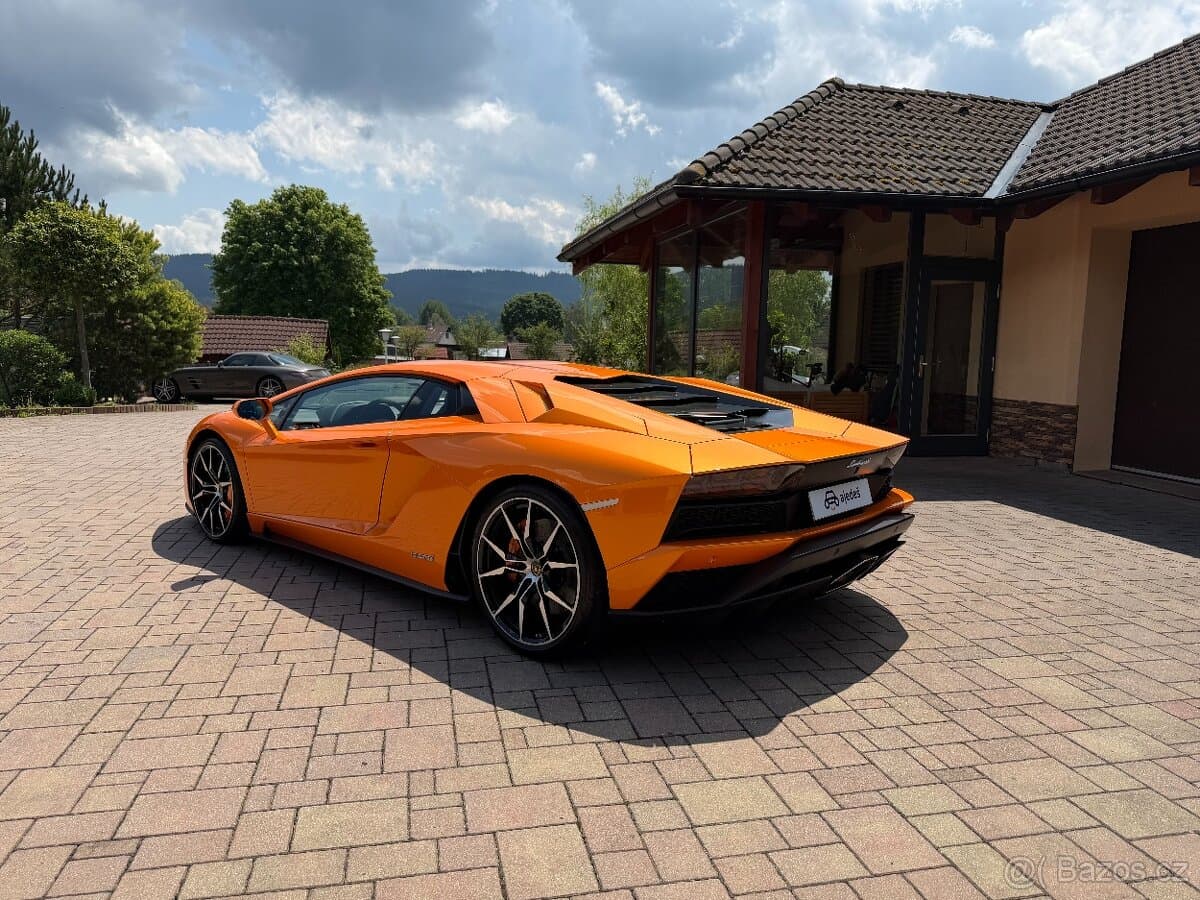 2018 Lamborghini AVENTADOR - 6