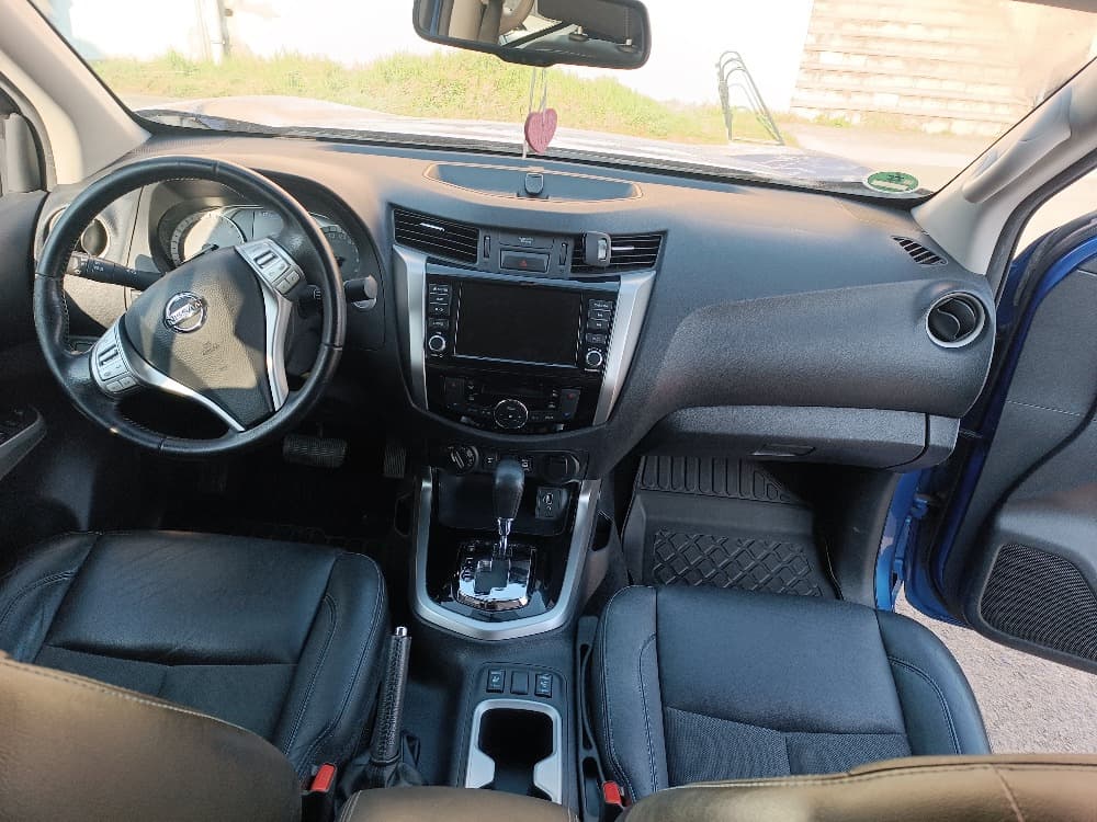 2020 Nissan NAVARA - 6