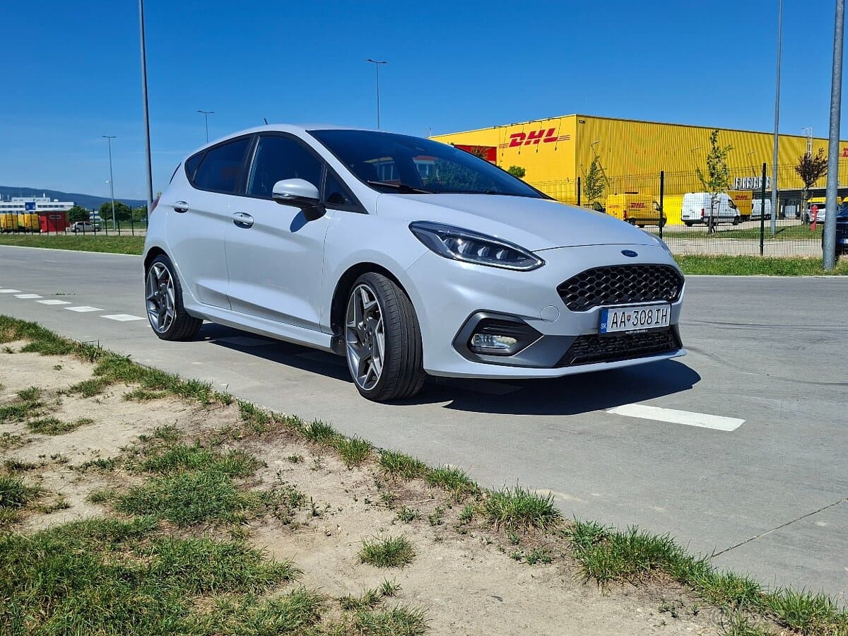 2019 Ford FIESTA - 6