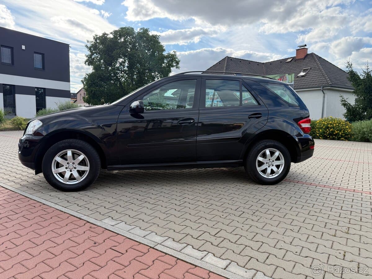 2010 Mercedes-Benz M-CLASS - 6