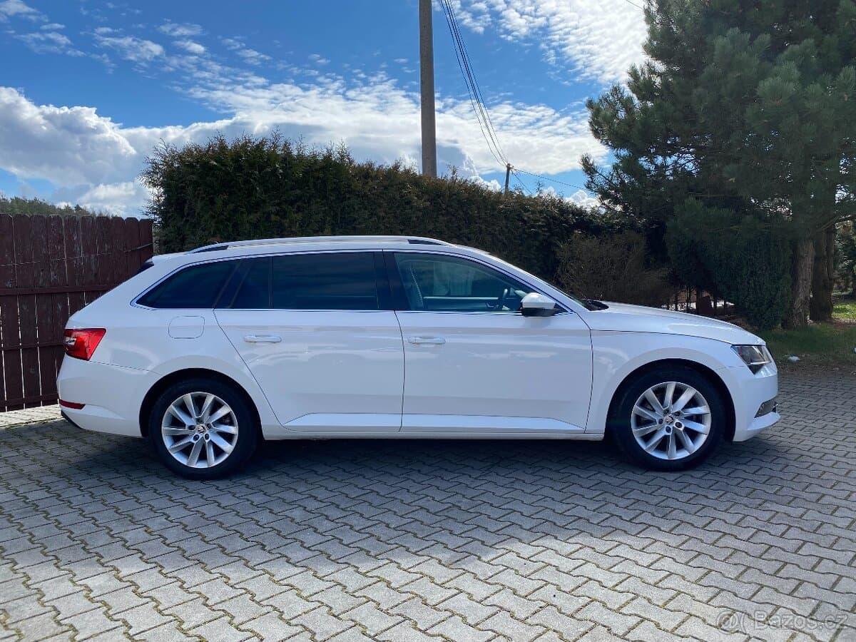 2019 Škoda SUPERB - 6