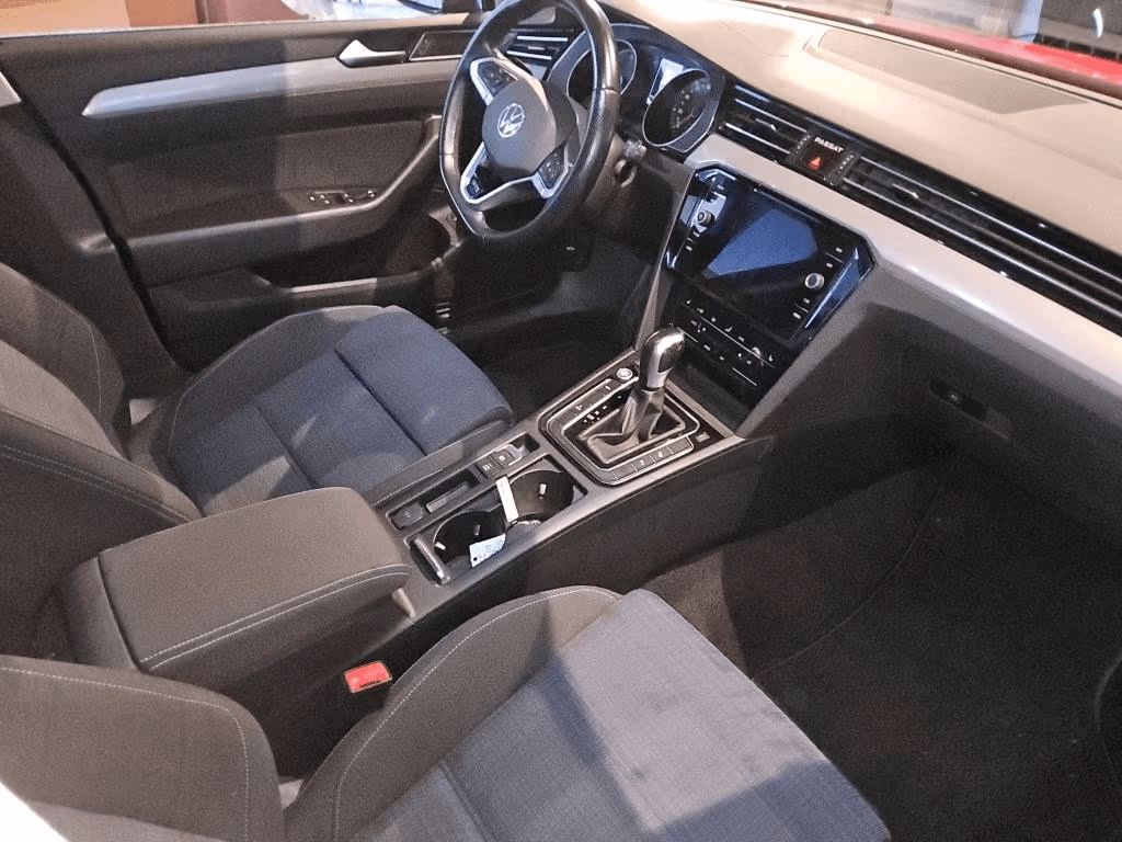 2021 Volkswagen PASSAT - 6