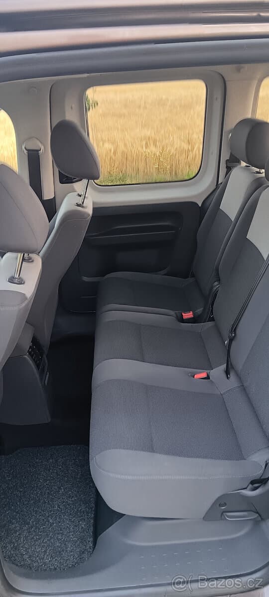 2012 Volkswagen CADDY - 6