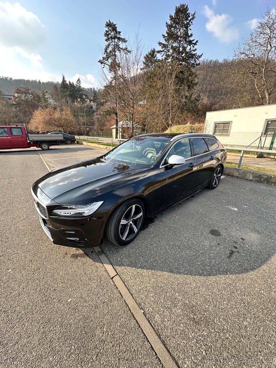2019 Volvo V90 - 6