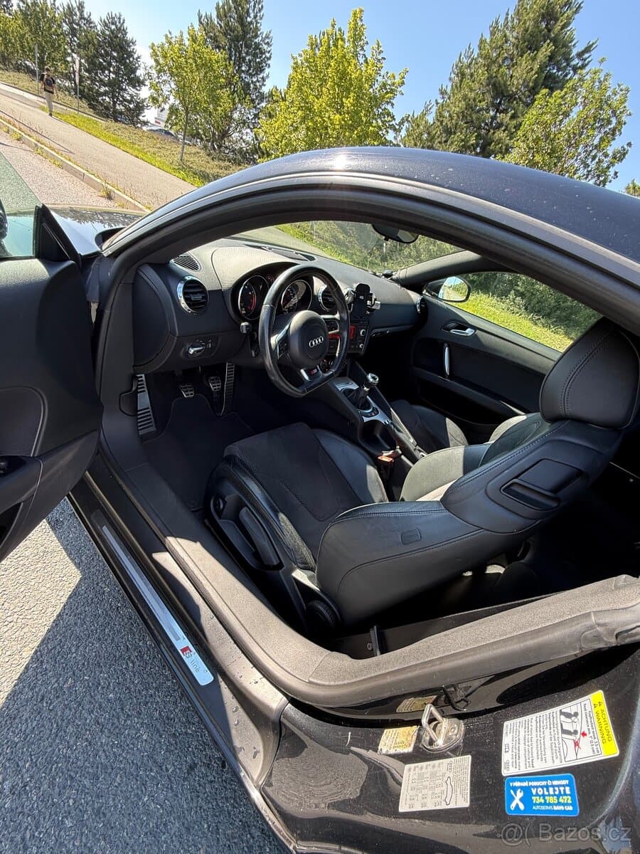2010 Audi TT - 6