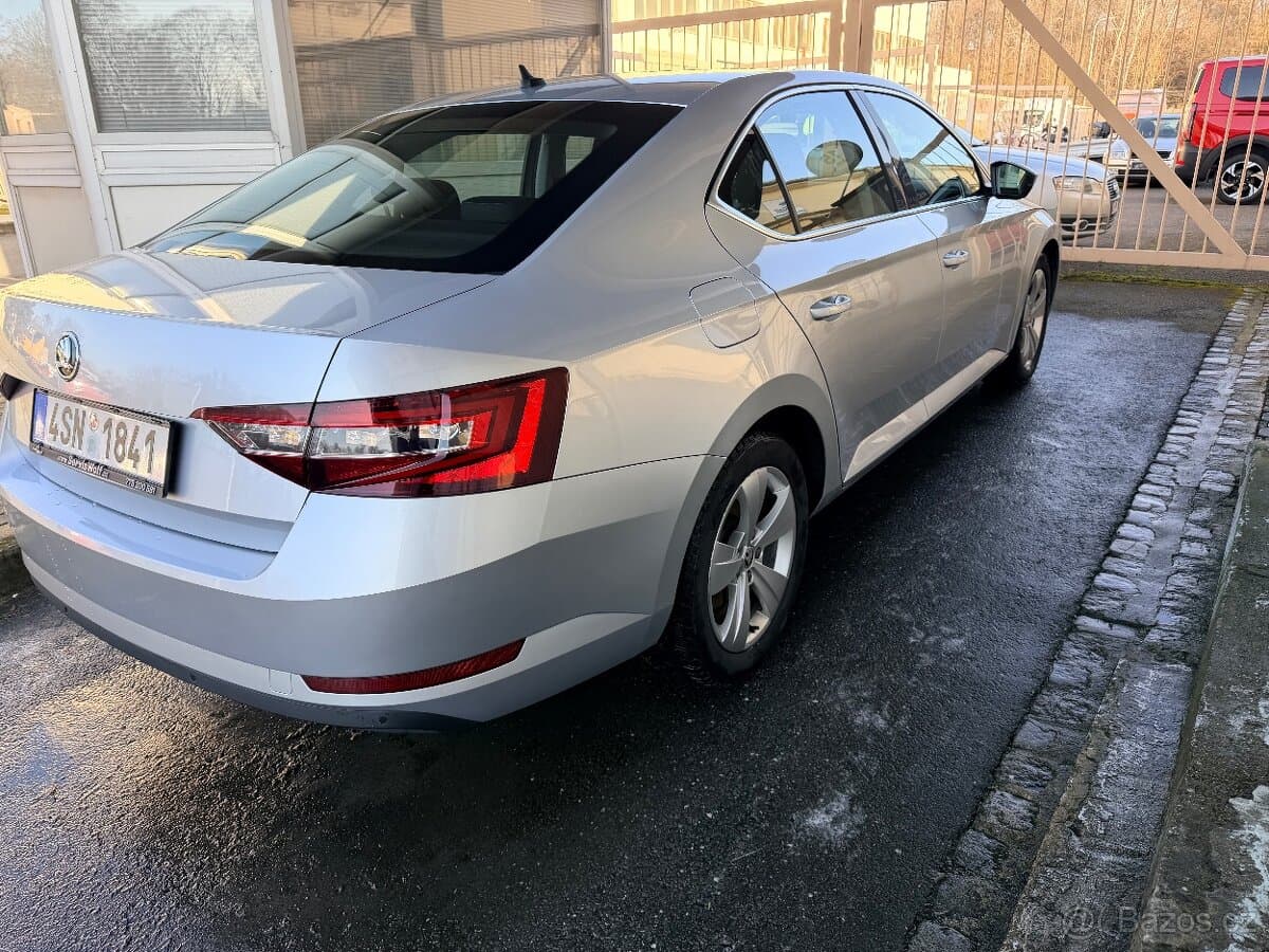 2018 Škoda SUPERB - 6