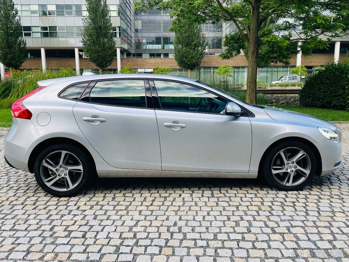 2016 Volvo V40 - 6