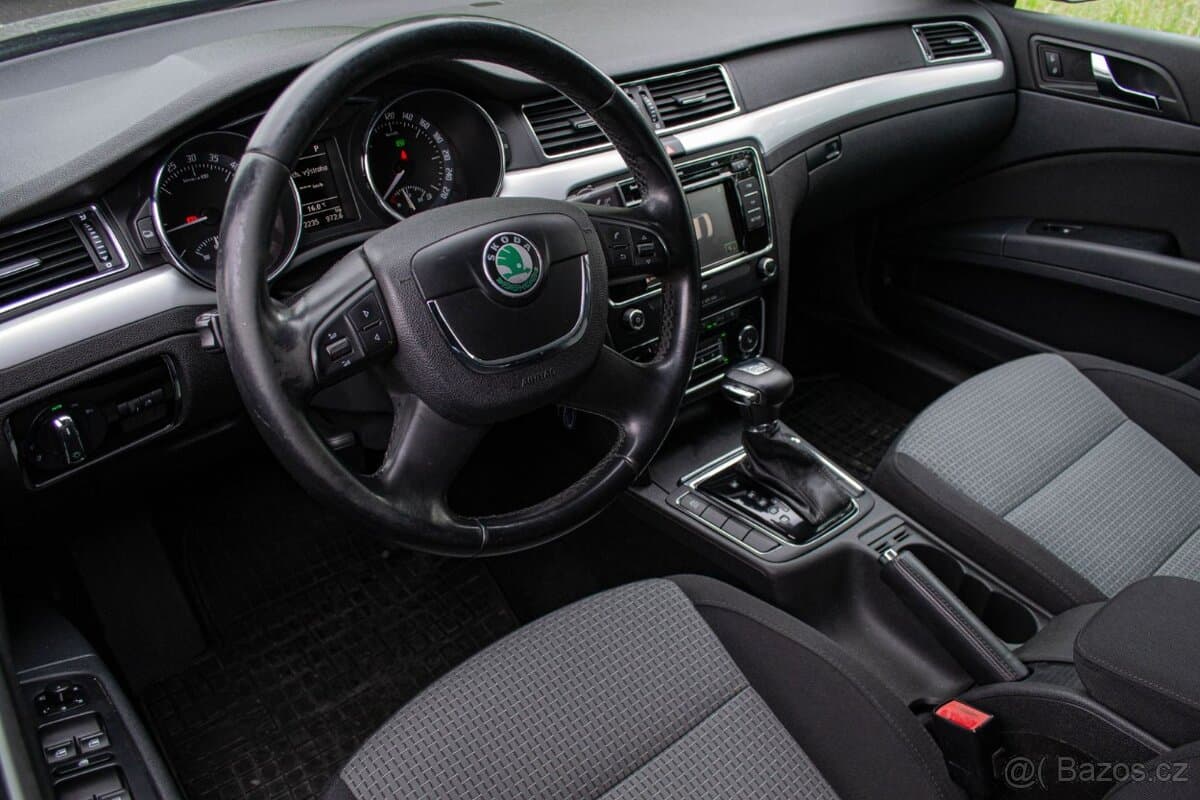 2011 Škoda SUPERB - 6