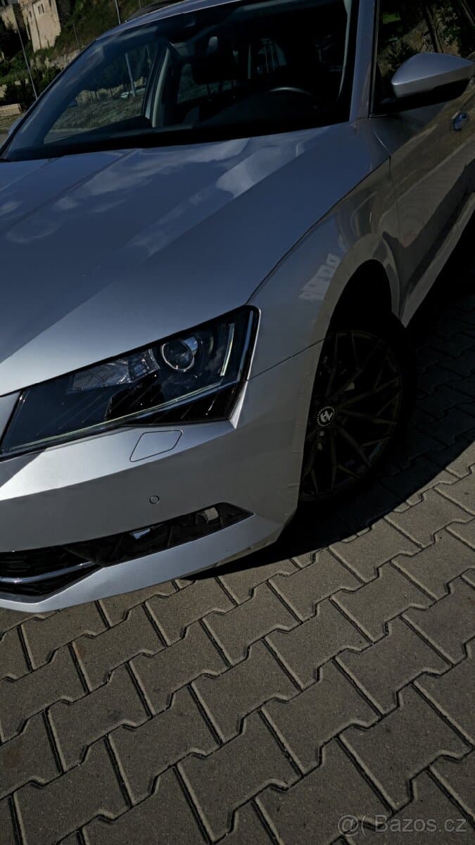 2018 Škoda SUPERB - 6