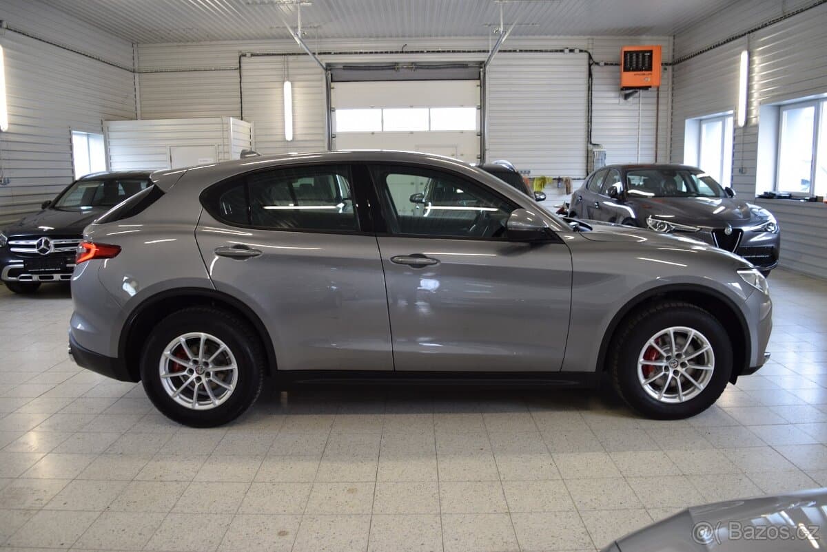 2020 Alfa Romeo STELVIO - 6
