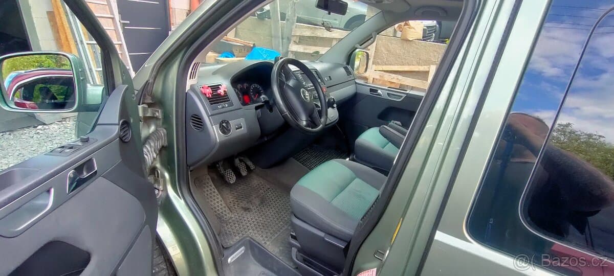 2003 Volkswagen MULTIVAN - 6
