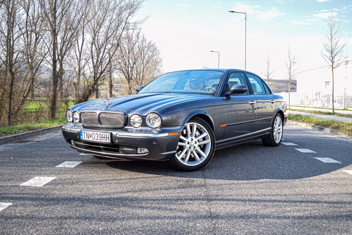 2004 Jaguar XJ - 6