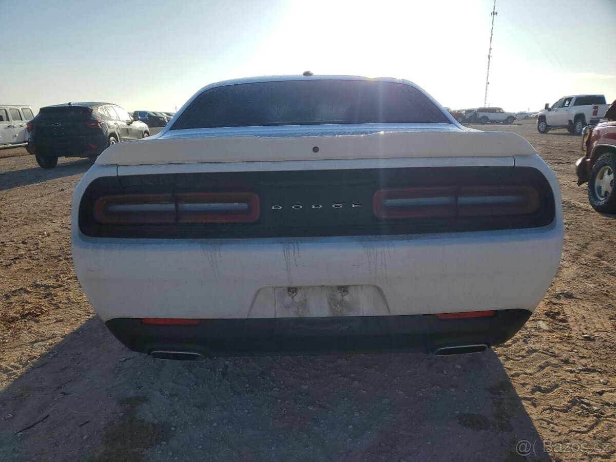 2021 Dodge CHALLENGER - 6