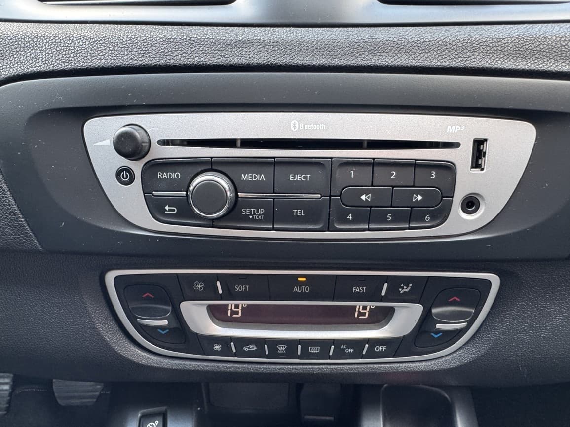 2014 Renault SCENIC - 6