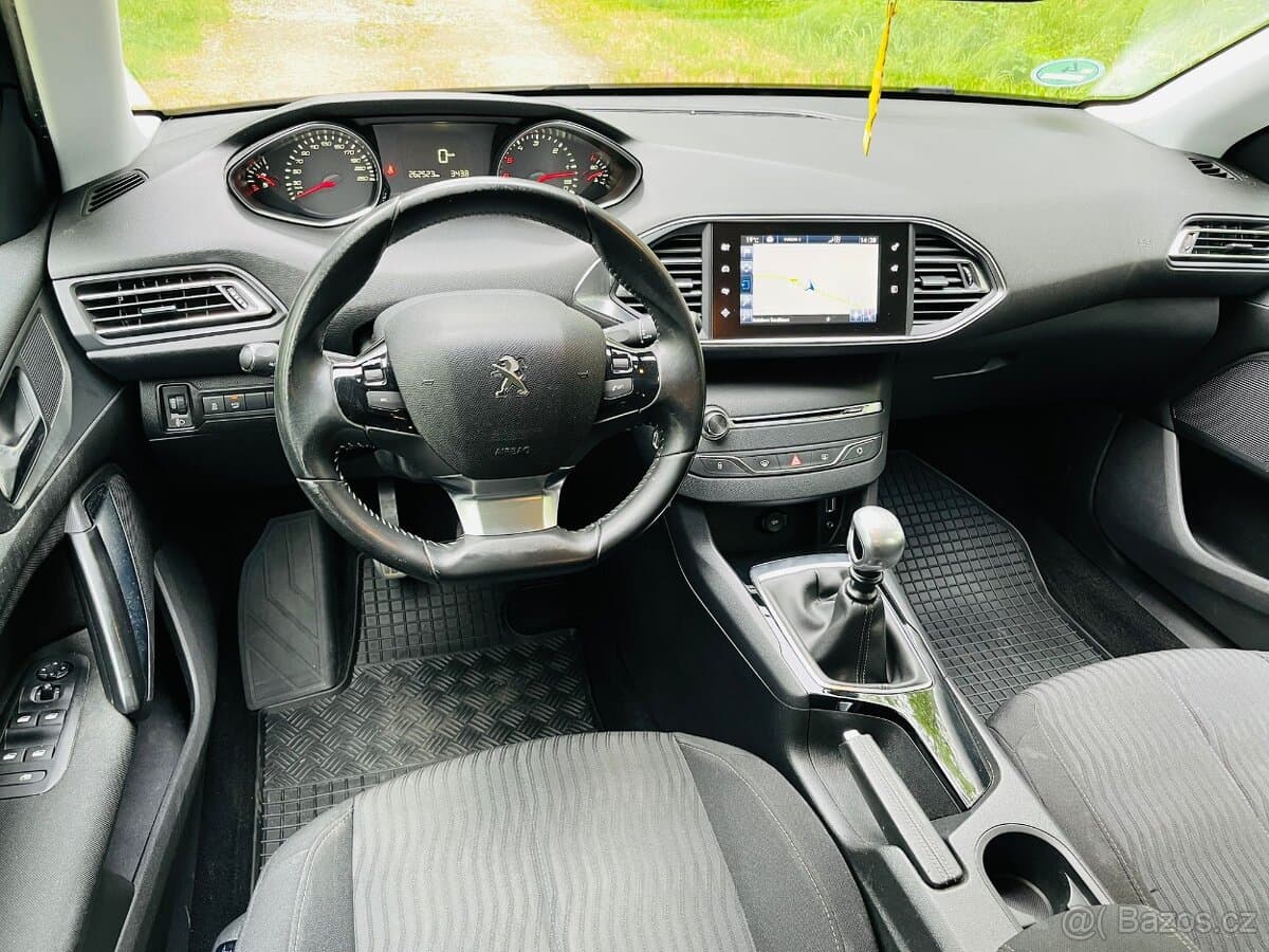 2014 Peugeot 308 - 6