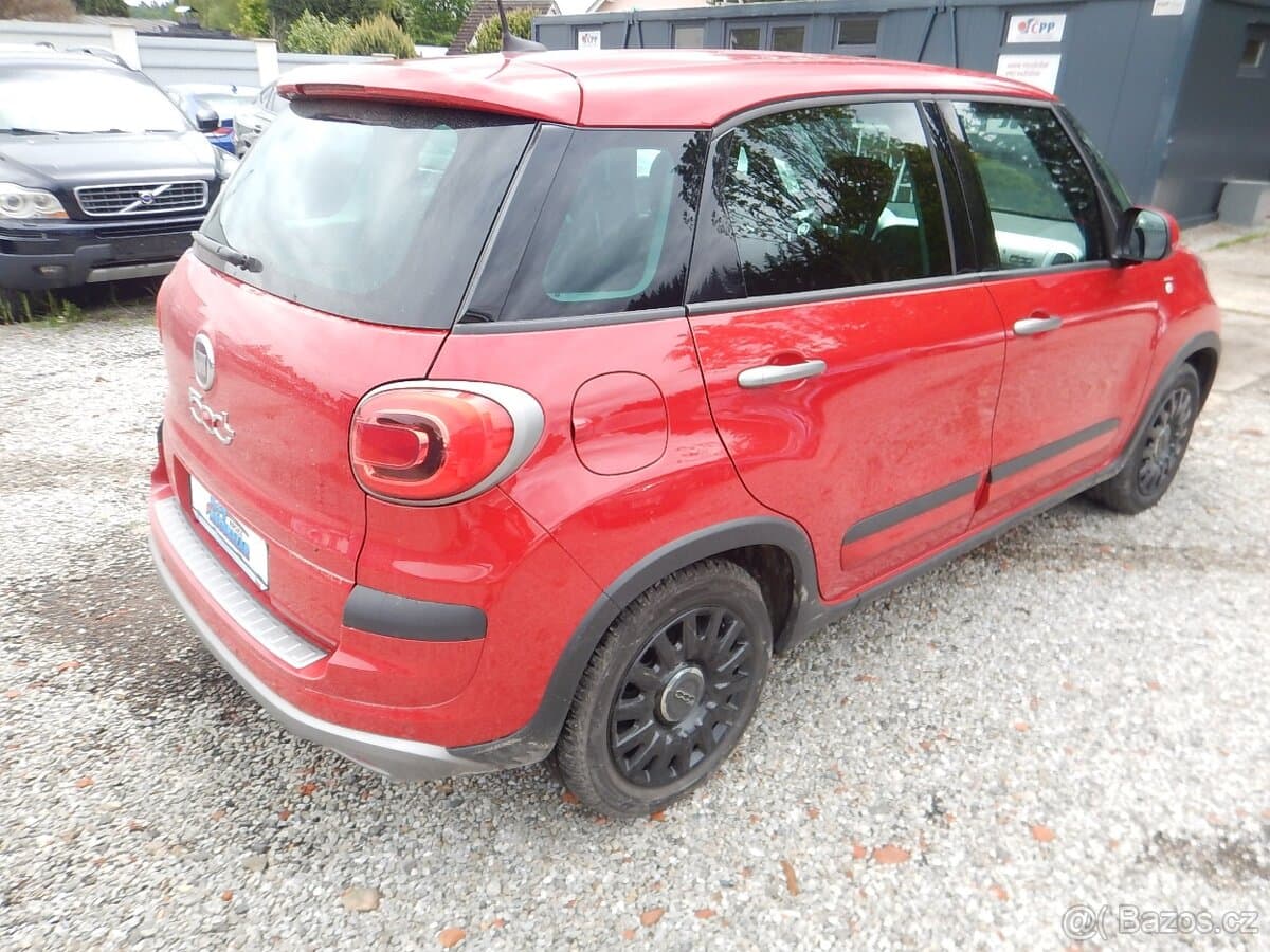 2022 Fiat 500L - 6