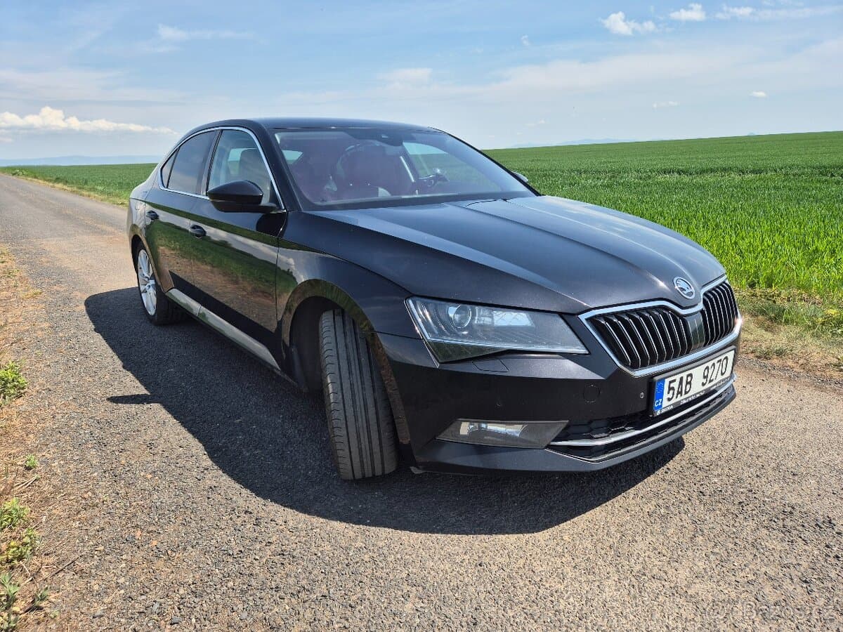 2015 Škoda SUPERB - 6