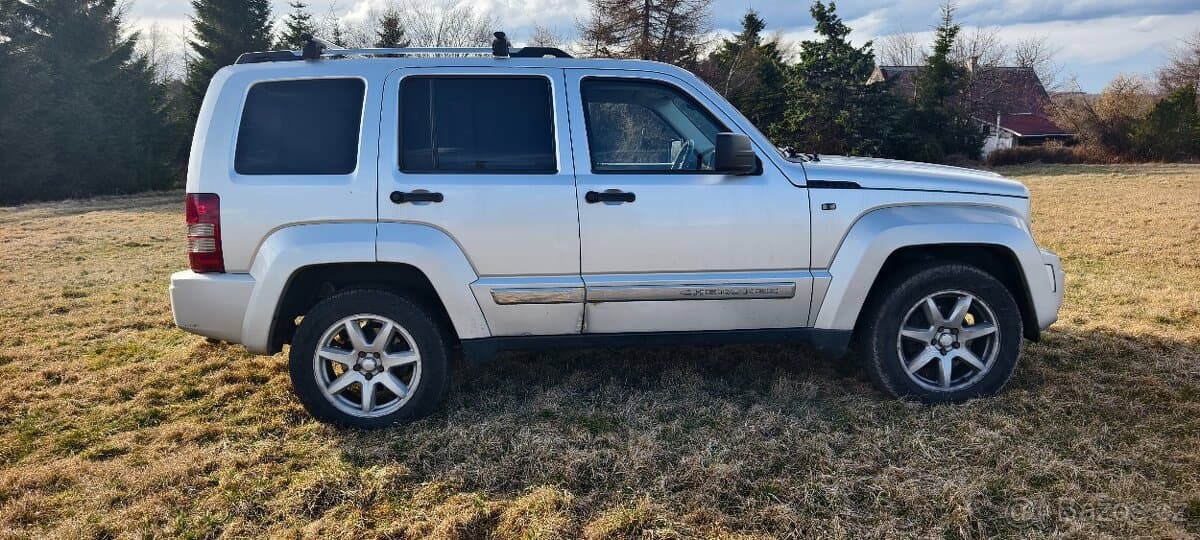 2008 Jeep CHEROKEE - 6