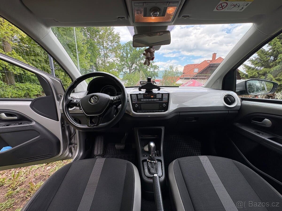 2019 Volkswagen UP! - 6