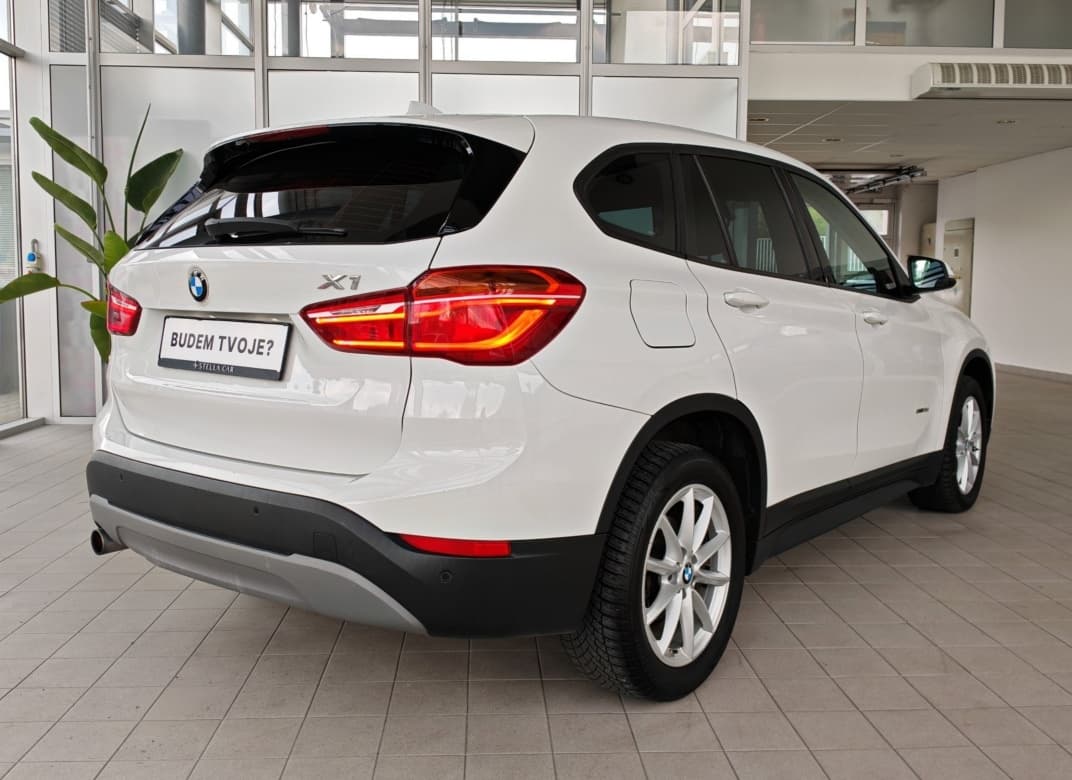 2016 BMW X1 - 6