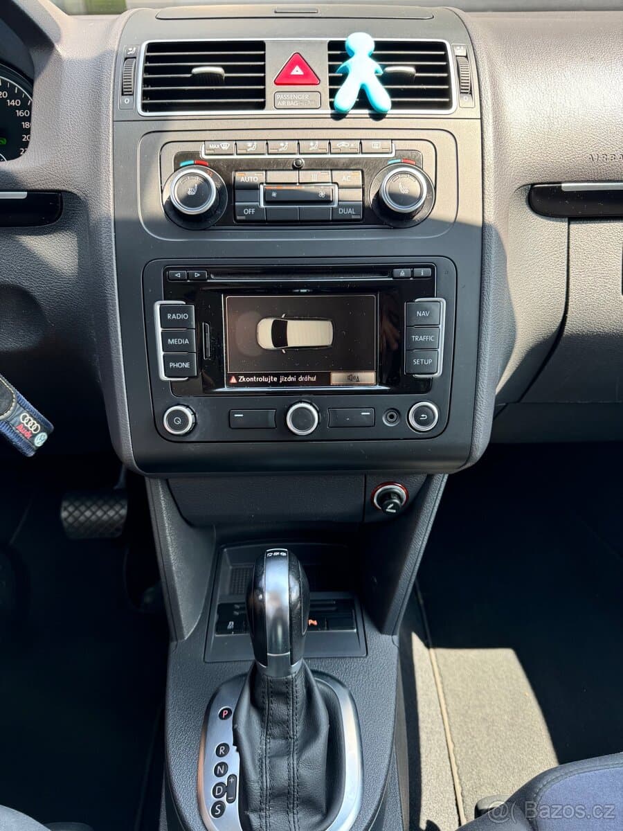 2010 Volkswagen TOURAN - 6