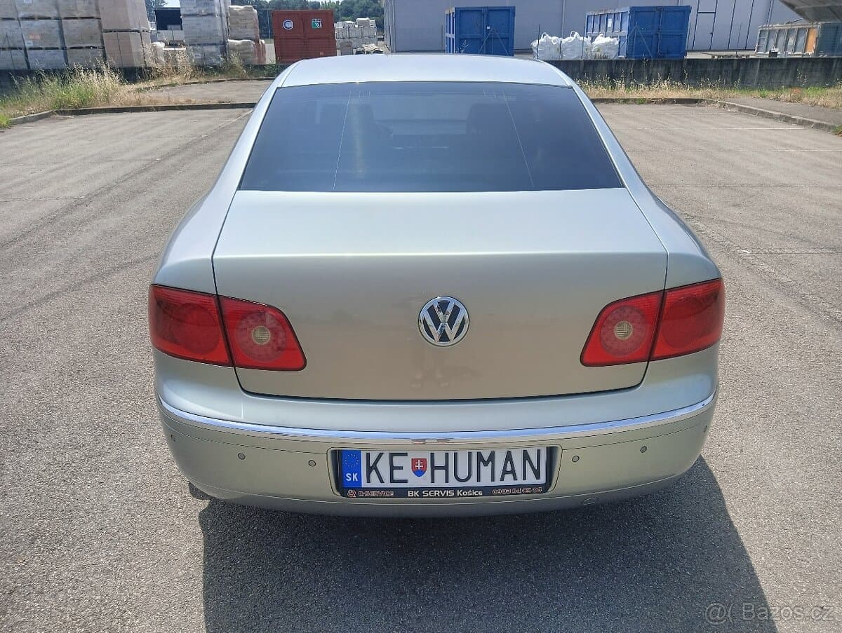 2004 Volkswagen PHAETON - 6