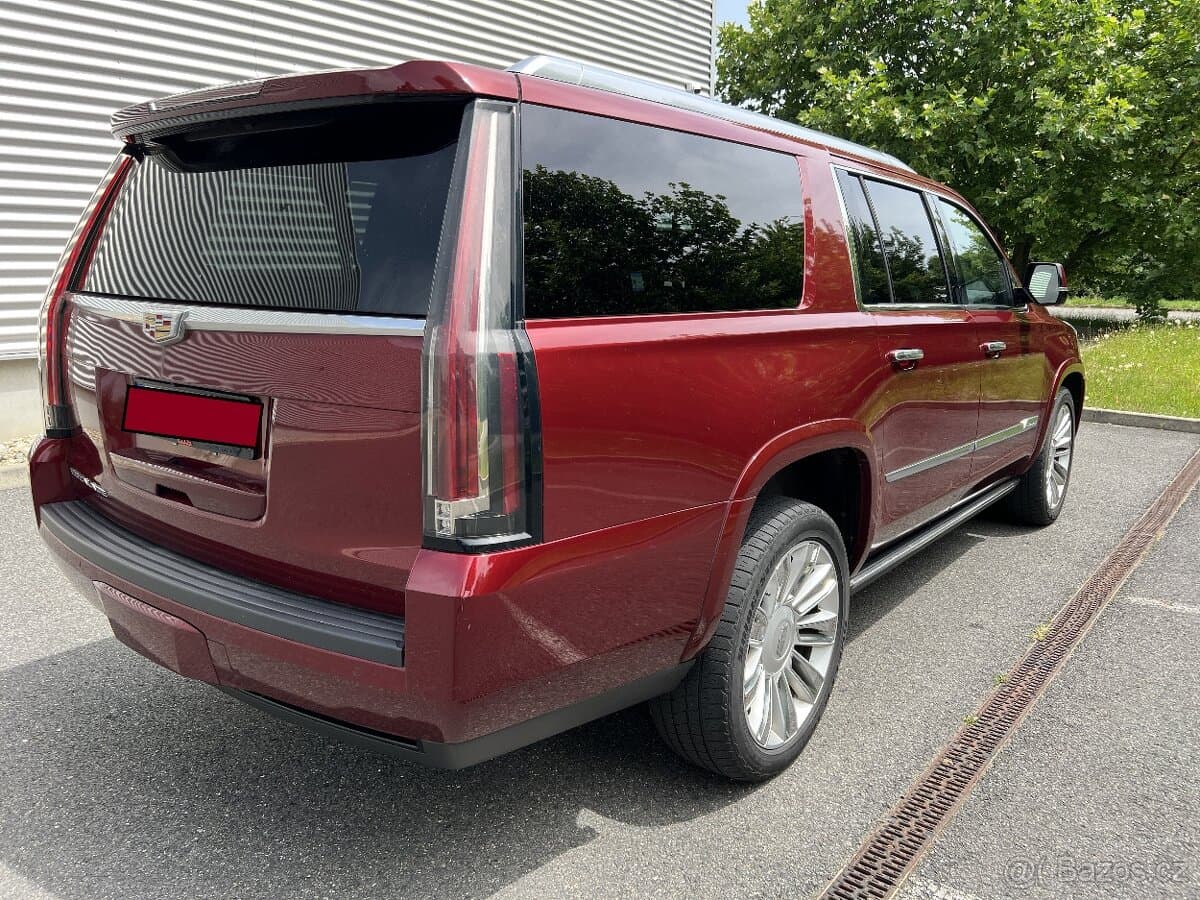2016 Cadillac ESCALADE - 6