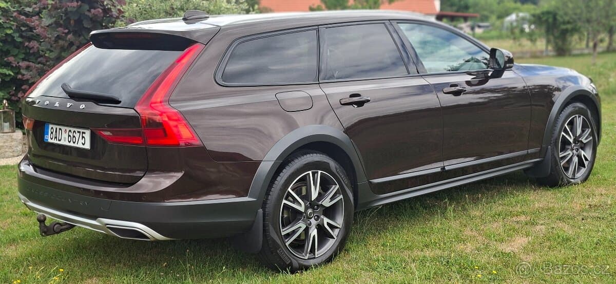 2020 Volvo V90 - 6