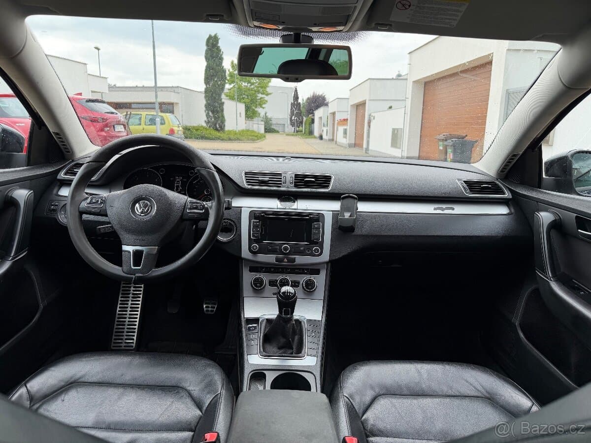 2014 Volkswagen PASSAT - 6