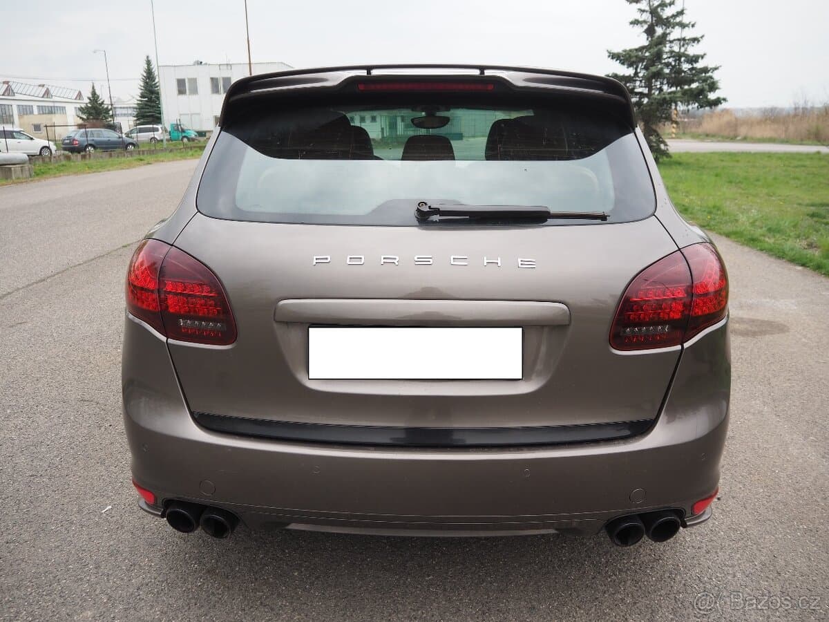 2013 Porsche CAYENNE - 6