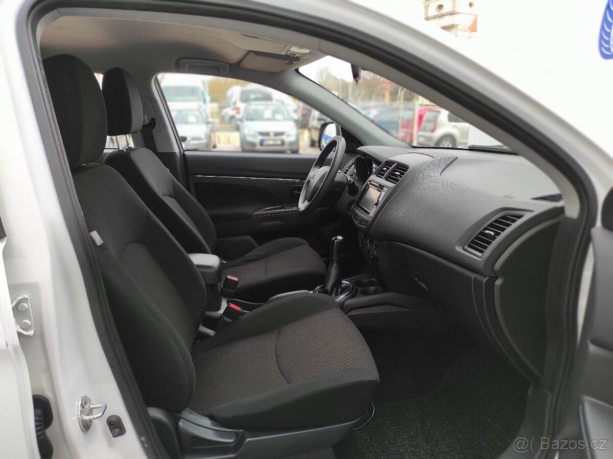 2017 Mitsubishi ASX - 6