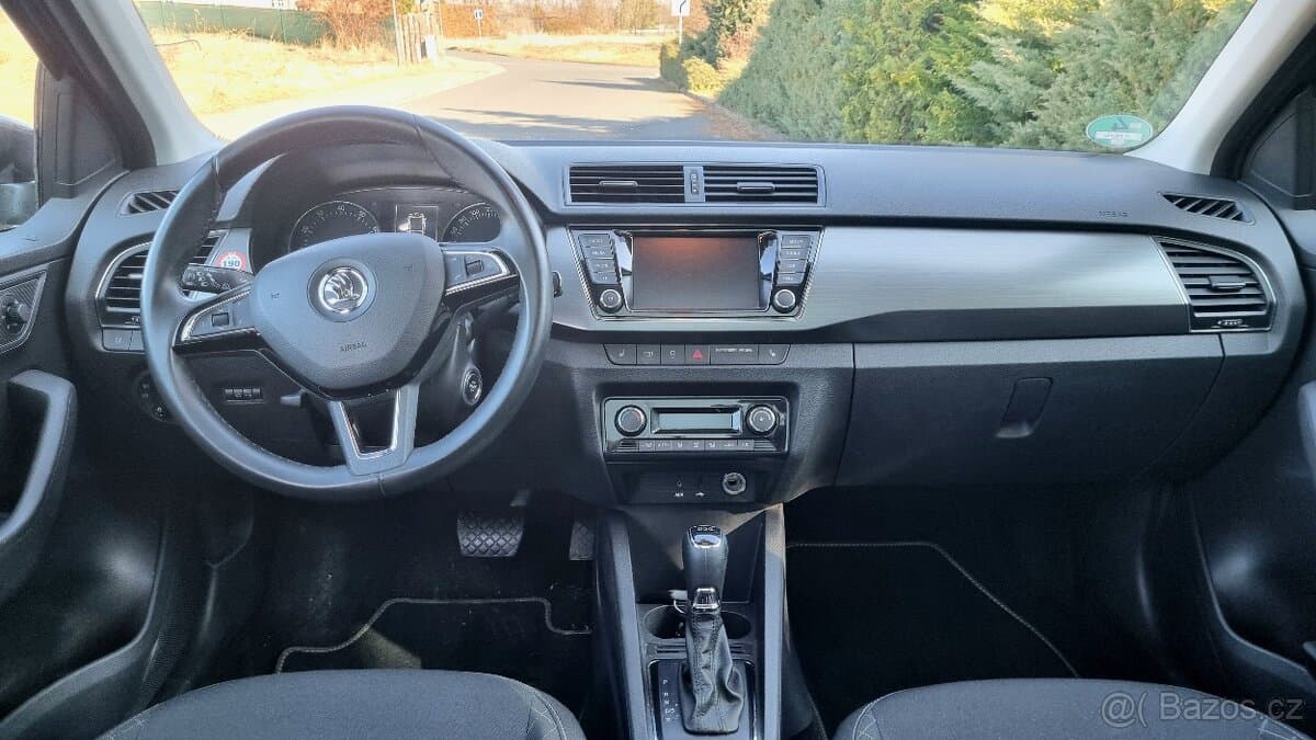 2015 Škoda FABIA - 6