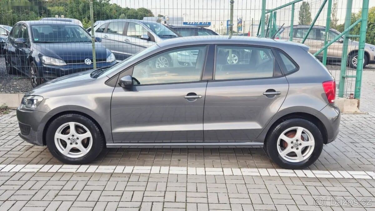 2012 Volkswagen POLO - 6