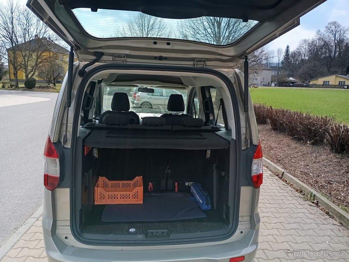 2015 Ford TOURNEO - 6