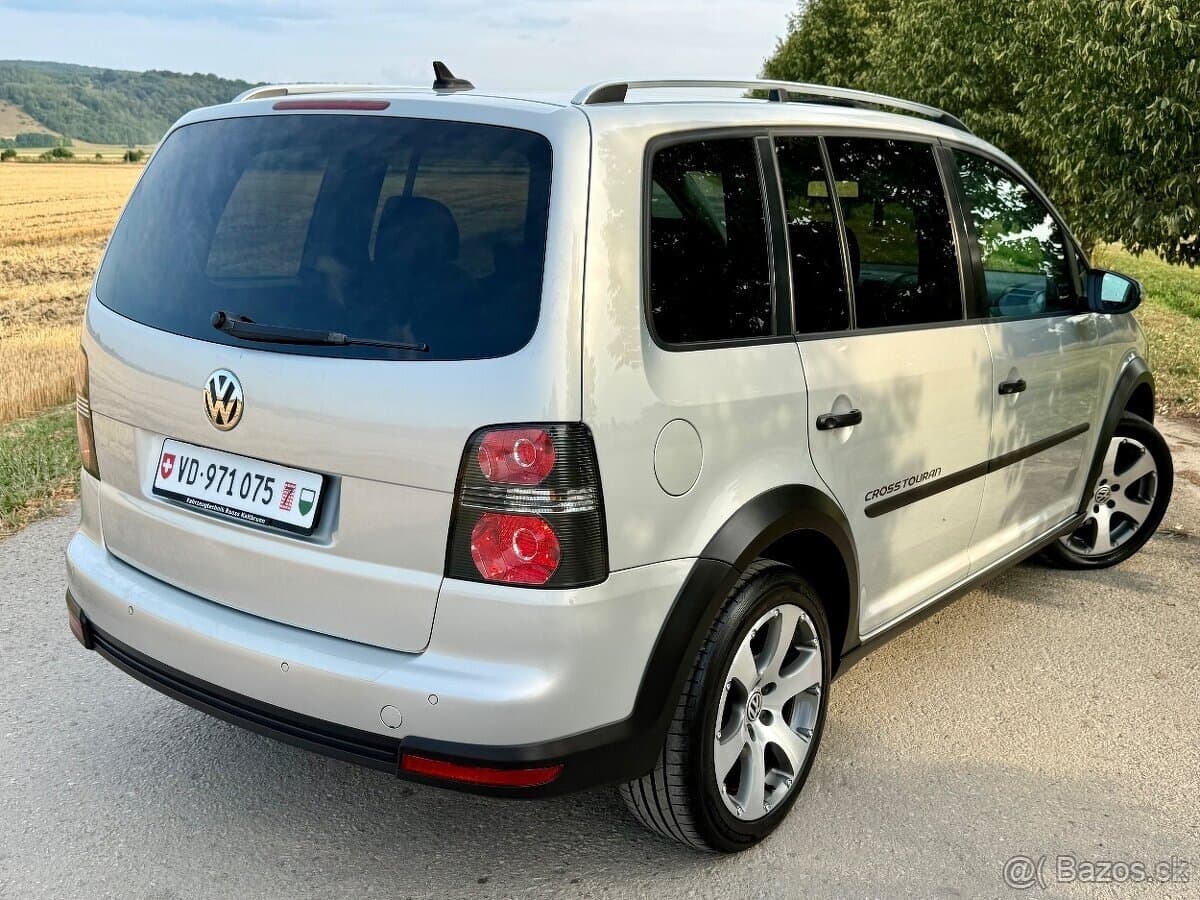 2010 Volkswagen TOURAN - 6
