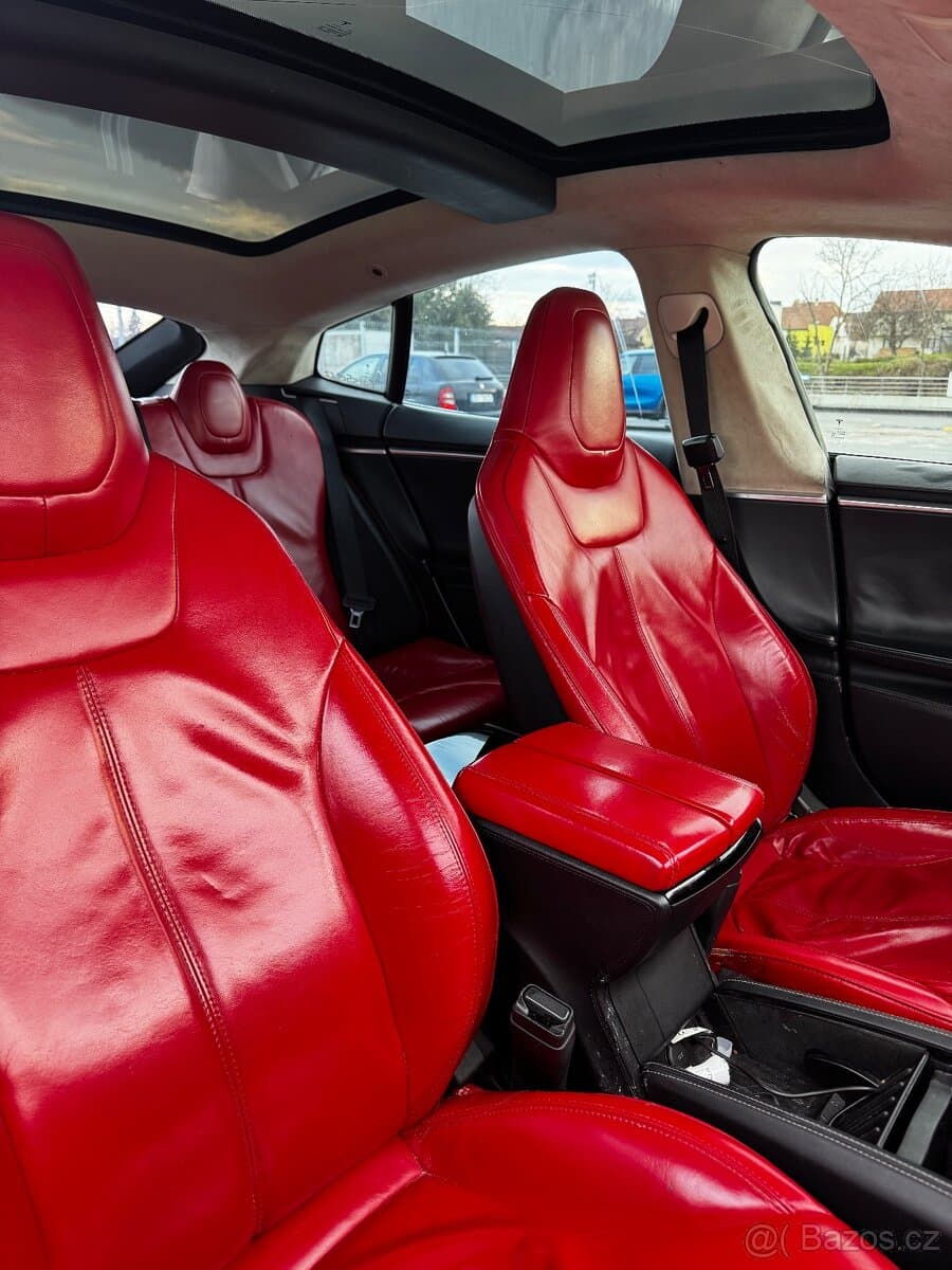 2013 Tesla MODEL S - 6