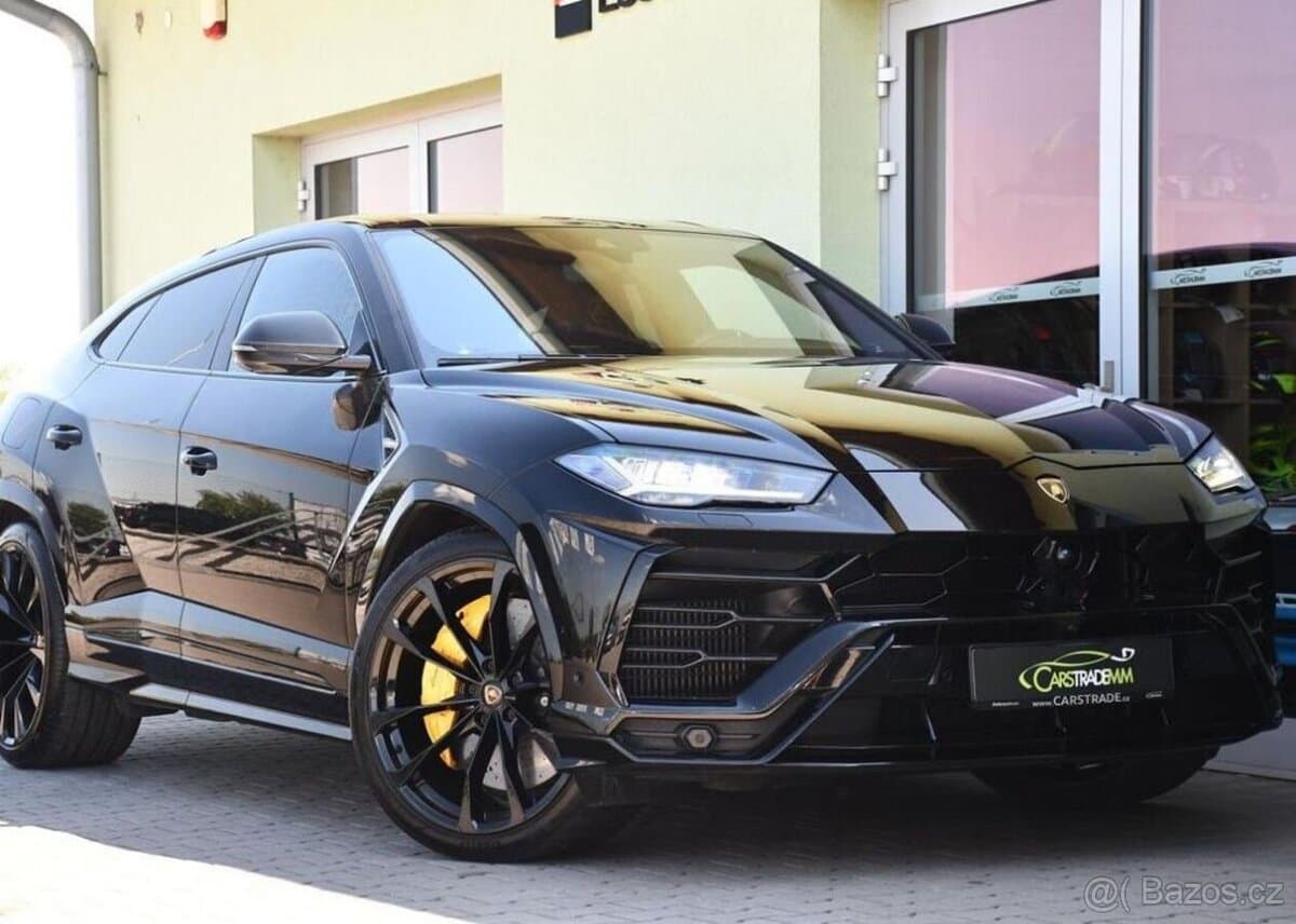 2022 Lamborghini URUS - 6