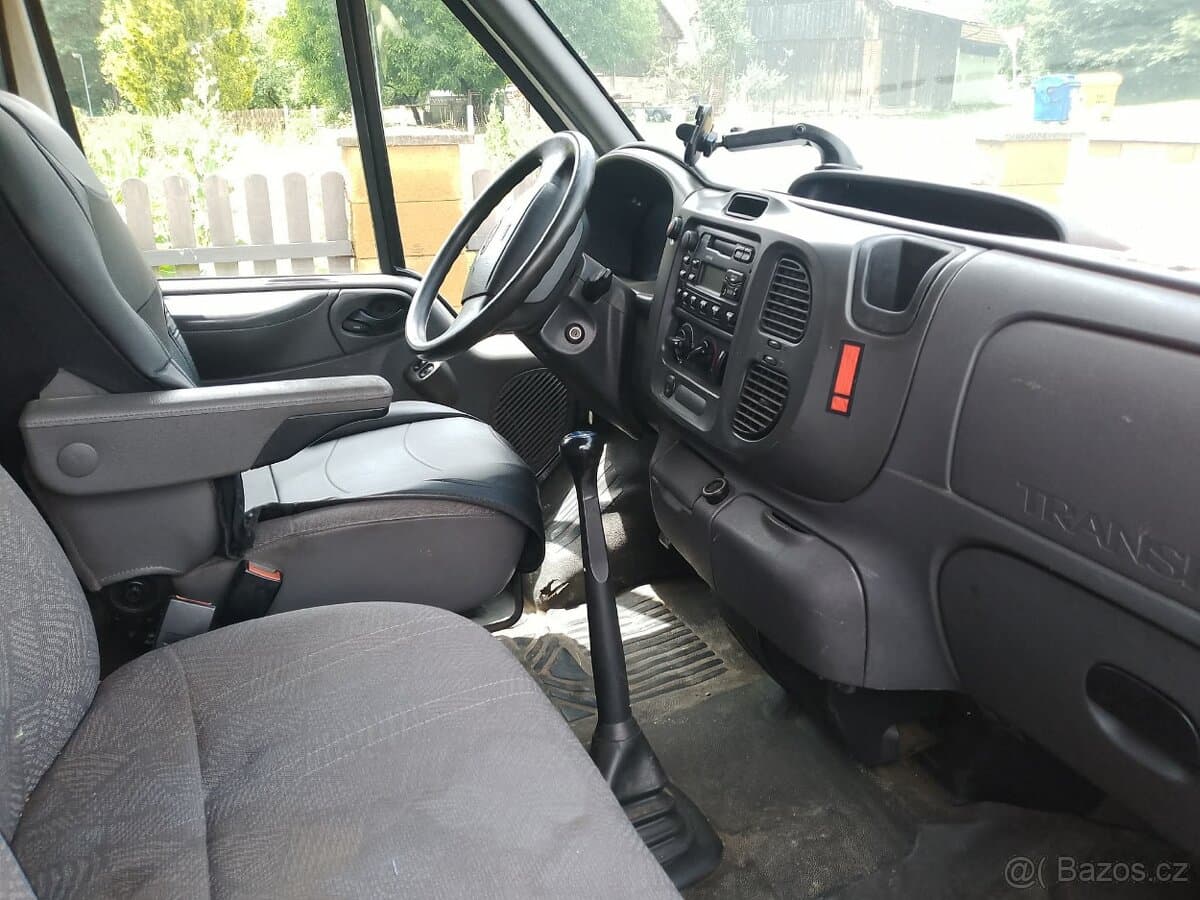 2005 Ford TRANSIT - 6