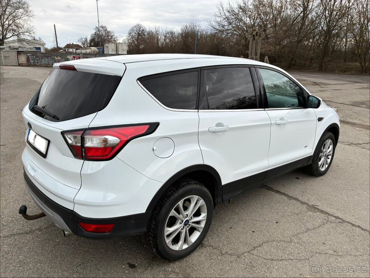 2016 Ford KUGA - 6