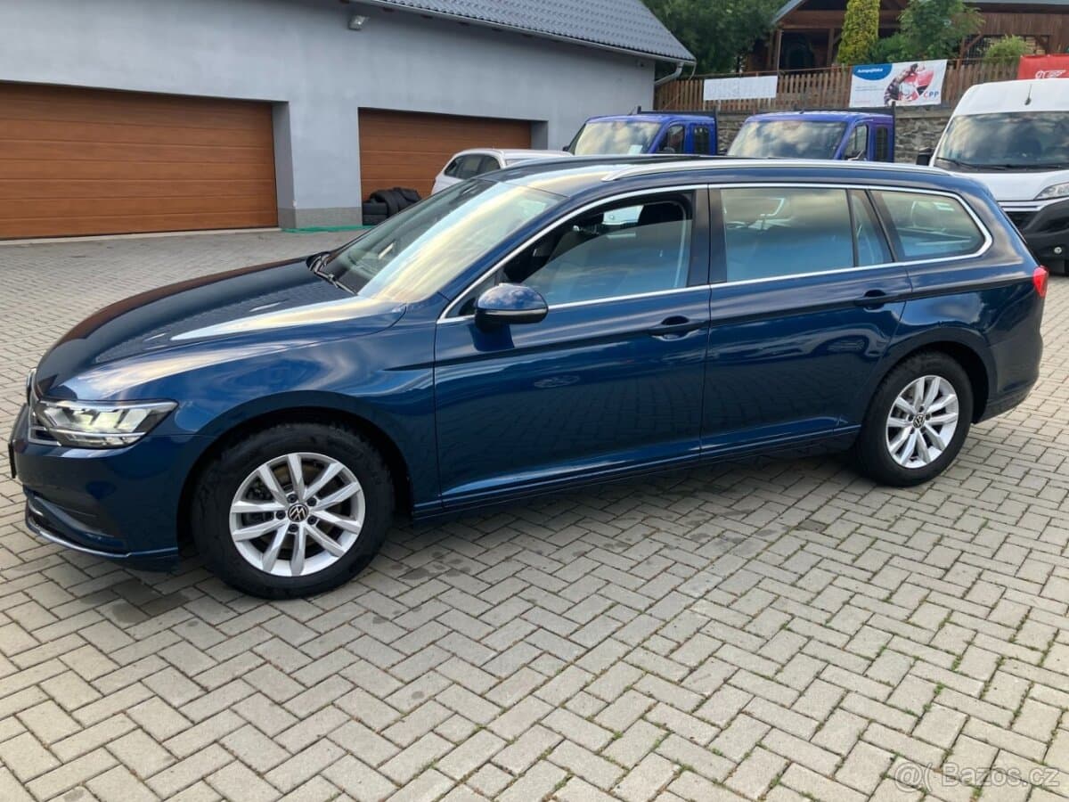 2023 Volkswagen PASSAT - 6