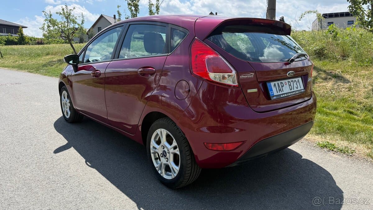 2015 Ford FIESTA - 6