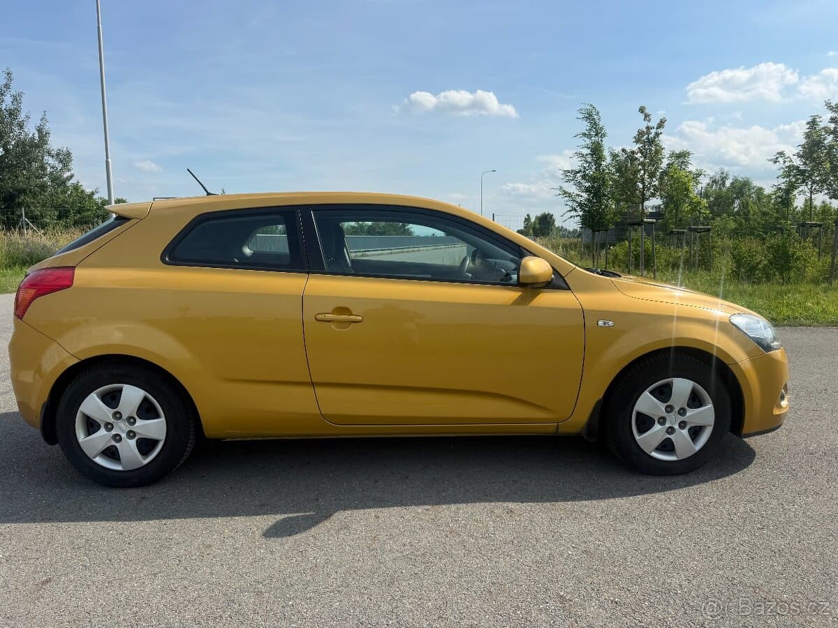 2010 Kia PROCEED - 6