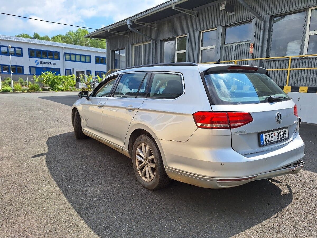 2015 Volkswagen PASSAT - 6